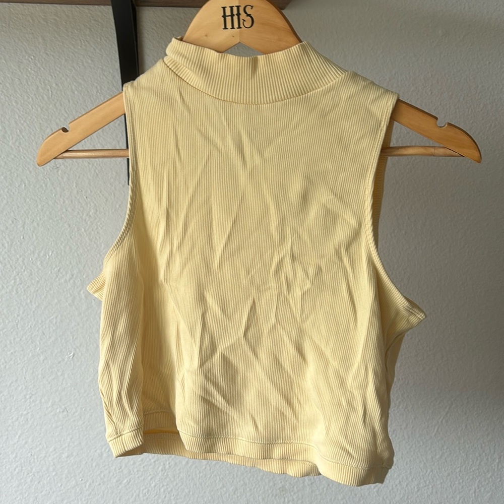 Everlane yellow high neck crop tank